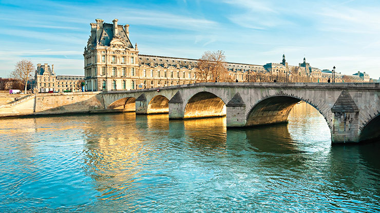 paris seine river, with bridge across it